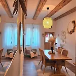 L'atypique Des Remparts Holiday home *