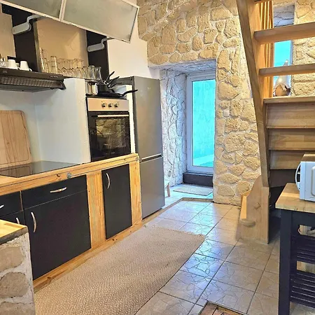 L'atypique Des Remparts