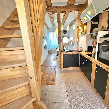 Holiday home L'atypique Des Remparts