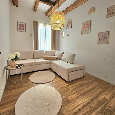 Semesterbostad L'atypique Des Remparts