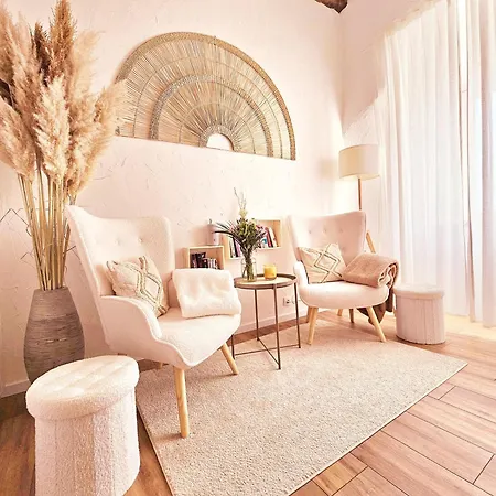 L'atypique Des Remparts Semesterbostad